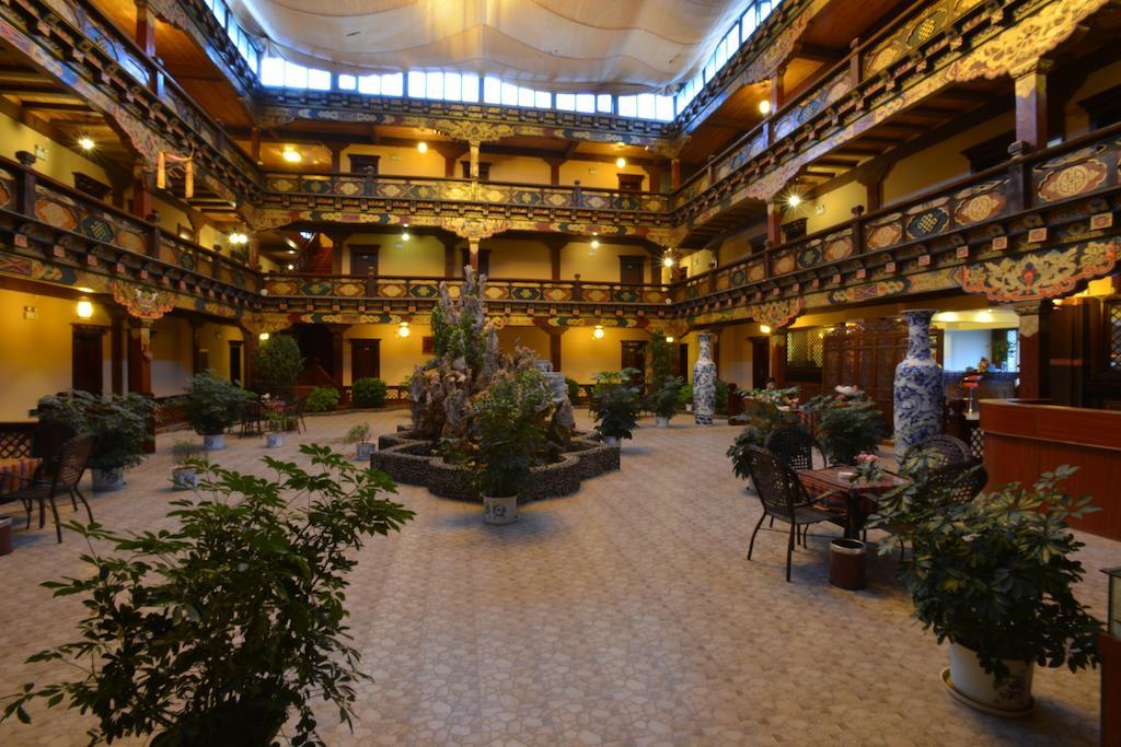 Lanting Yipin Hotel 香格里拉 外观 照片